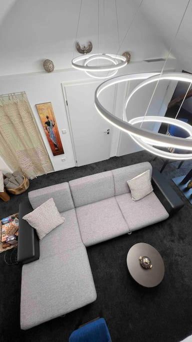 Boho Apartment Mit Aussicht Auf Gartenoase Naehe Duesseldorf Крефелд Екстериор снимка
